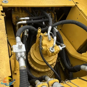 Excavadora CAT340D2L de segunda mano, súper eficiente en consumo de combustible, original y económica, con capacidad de cazo de 1.9m y 1206 horas de uso. - Product Image 3