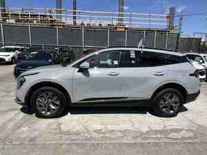 Occasion en excellent état au prix de gros - Sportage SX FWD 2024 d'occasion, faible kilométrage, aucun problème mécanique, prêt à rouler - Product Image 5