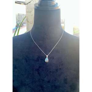 Collier artisanal en turquoise égyptienne et argent sterling par des artisans navajo, avec technologie de sertissage en clos - Product Image 2