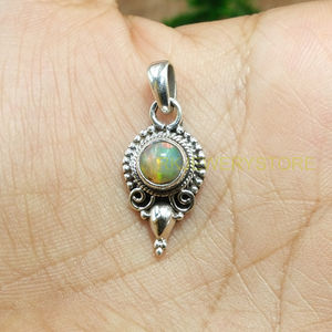 Colgante de Ópalo de Fuego Etíope Natural en Plata de Ley 925, Hecho a Mano, Estilo Boho Vintage, Joyería con Piedras Preciosas para Mujer, Venta al Por Mayor, Unisex - Product Image 3