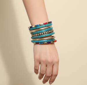 Juego de Brazaletes con Incrustaciones de Resina y Latón Surtidos al por Mayor |   Pulseras Apilables Hechas a Mano al por Mayor |   Pulseras Étnicas Personalizadas con Cuentas de la India - Product Image 3