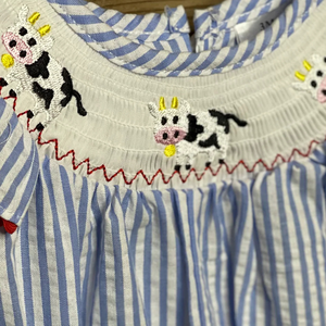 Vestido de lino suave hecho a mano para niñas pequeñas, estilo informal para el primer cumpleaños de niños pequeños, OEM hecho en Vietnam - Product Image 5