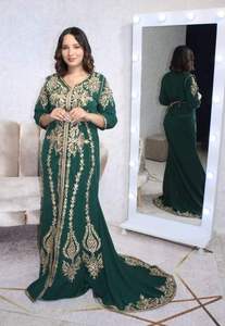2024 conception éblouissante soie Caftan robe bouteille vert Zari broderie cristal perles de verre perles Dabka travail embelli Caftan - Product Image 2