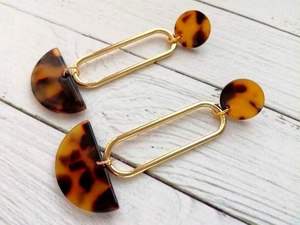 ต่างหูเขาควายแท้มีจริยธรรมสำหรับผู้ที่ชื่นชอบแฟชั่นที่ยั่งยืนซึ่งชื่นชอบเครื่องประดับของช่างฝีมือที่ทำด้วยมือ - Product Image 5