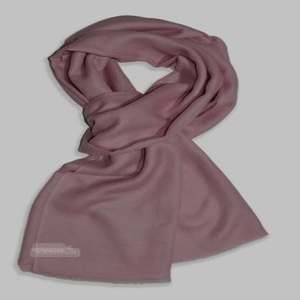 Barato al por mayor precio de invierno 100% Cachemira estilo sólido Color puro personalizado suave cálido hombres señora bufandas y chales - Product Image 4