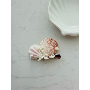 Auténticas pinzas para el cabello de concha marina con toque de perla para looks inspirados en el océano, ideales para damas de honor o Estilismo de vacaciones - Product Image 6