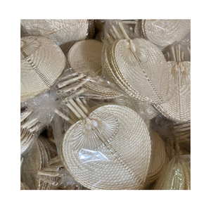 Meilleur prix pour un ventilateur à main en bambou d'été durable Ventilateur à main en feuille de palmier en bambou du Vietnam de 99 GD - Product Image 5