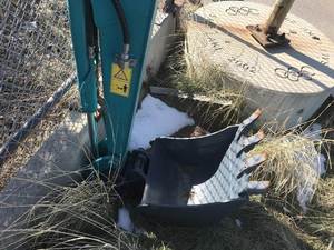 Excavadora de Orugas SWE40UB 2017, Motor Mini Laidong, Cilindro Hidráulico Eaton, Bomba de Motor, Alta Eficiencia, Controlada por PLC, 3 Años de Garantía - Product Image 5