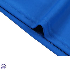 O Cou En Gros 2025 Offre Spéciale Haute Qualité Hommes Léger Fitness MMA Porter Rash Guard Sublimation Imprimé Personnalisable Couleurs - Product Image 6