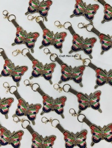 LLavero con colgante de mariposa Seedbead hecho a mano, bolsa de cuentas finas, accesorios de abalorios, mosquetones promocionales - Product Image 5