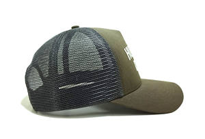 Casquette de camionneur personnalisable de haute qualité en gros 5 casquettes de sport de luxe à bord incurvé pour unisexe dans l'usine du Vietnam - Product Image 4