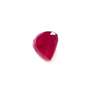 Gema de Rubí Africano Natural de 2.26 Quilates, Diamante Rojo Facetado Pulido, Gema Suelta de 8 mm de Altura - Product Image 3