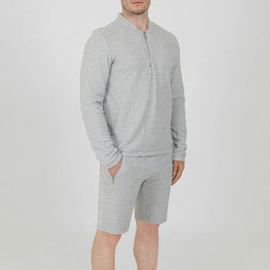 Logotipo personalizado de alta calidad de verano gráfico a medida camiseta y pantalones cortos Conjunto personalizado casual unisex hombres conjunto corto - Product Image 1