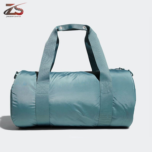 Bolsa de gimnasio con logotipo personalizado, precio al por mayor, impermeable, para hombres y mujeres, la mejor calidad de Pakistán - Product Image 2