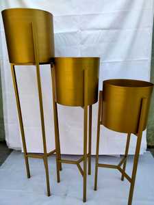 Antique Metal <b>Planters</b> for Indoor and <b>Outdoor</b> Garden Trending Design with Customized Shaped for Home Use - Product Image 4