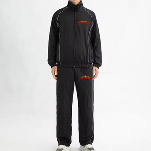 Ensemble survêtement deux pièces coupe-vent unisexe personnalisé, survêtement surdimensionné, fabricant de survêtement, streetwear, survêtement coupe-vent pour hommes - Product Image 1