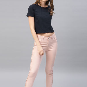 En precio al por mayor, Camiseta corta para mujer, superventas, Camiseta corta baja Moq para mujer, camiseta personalizada - Product Image 4