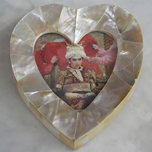 Cadre luv MOP shell SEASHELL JEWELRY Cadre photo Motif blanc look love sighn Taille 15cm - Product Image 1