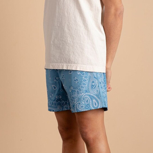 Pantalones cortos deportivos de tela de malla de alta calidad 100% poliéster pantalones cortos de malla de entrenamiento de gimnasio con bolsillos laterales pantalones cortos de malla - Product Image 4