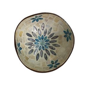 Bol en coquille de noix de coco poli de haute qualité, écologique, au design minimaliste, pour la vaisselle de cuisine à domicile, fabriqué au Vietnam - Product Image 1