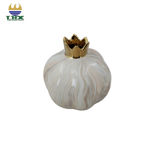 Nhà Sản Xuất Bắc Âu Độc Đáo Đá Cẩm Thạch Lựu Trang Trí Bình Gốm Vàng Vương Miện Tối Giản Trái Cây Hoa Bình Trang Trí Nội Thất OEM ODM - Product Image 4