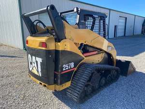 รถตักดินมือสองคุณภาพเยี่ยม Cat 257B รถตักตีนตะขาบ 62 แรงม้า ดีเซล พร้อมห้องโดยสาร ระบบไฮดรอลิกส์ - Product Image 5