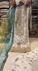 ชุดสูทแต่งงานแบบทางการสำหรับผู้ใหญ่ผ้าชีฟองปักด้วยมือสไตล์ปากีสถานจาก2022 - Product Image 2