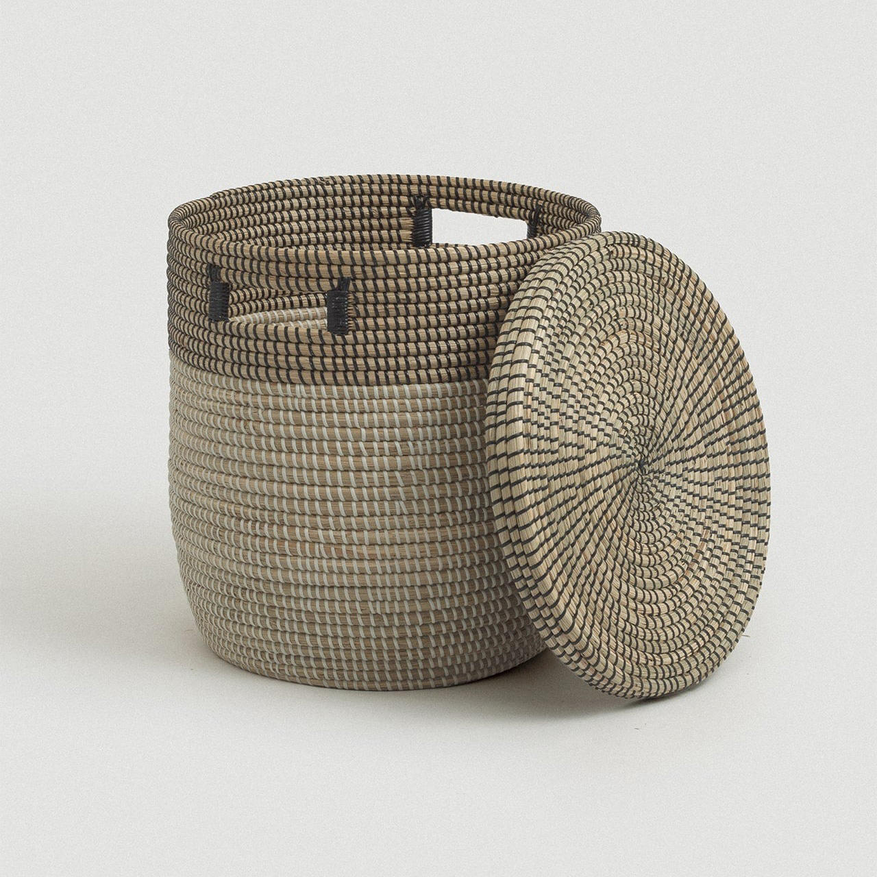 ธรรมชาติ