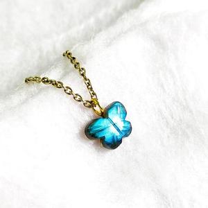 Venta al por mayor Natural Multi fluorita escarabajo tallado colgante 925 plata esterlina chapado en oro hecho a mano piedras preciosas encanto joyería para mujeres - Product Image 1