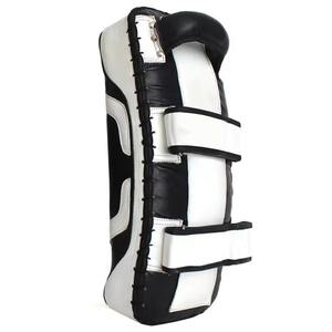 Coussinets thaïlandais sur mesure avec rembourrage en mousse de qualité supérieure pour une protection accrue pendant l'entraînement de kickboxing - Product Image 2