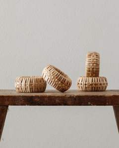 Venta al por mayor precio barato Decoración de mesa Rhinestone Bling servilletero ratán servilletero hebilla anillo para lugar ajuste servilleta - Product Image 4