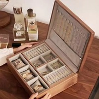 Boîte à Bijoux en Bois Unique avec Colonne Design Élégant Support de Rangement Fait Main Idéal pour Bagues Boucles d'Oreilles Colliers et Souvenirs
