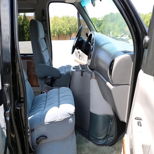 Fourgonnette de conversion Ford E-150 de 1999 préférée - Product Image 3