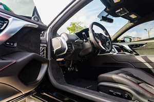 Superdeportivo Híbrido Twin-Turbo Usado 2023 2024, Alto Rendimiento, Tracción en las Cuatro Ruedas, Excelente Estado, Suministrado desde Japón, Listo para Envío - Product Image 4