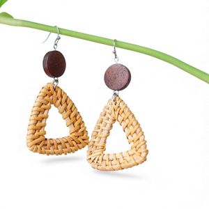 ต่างหูหวายวินเทจสไตล์โบโฮ งานแฮนด์เมดจากเวียดนาม ทำจากหวายธรรมชาติ - Product Image 3