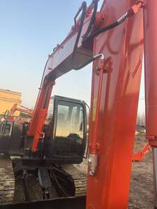 Excavadora de Orugas Usada Hitachi ZX70 Modelo 2023, 95% Nueva, Pocas Horas, con Motor y Componentes de Engranajes en Venta - Product Image 3