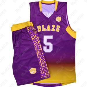 Maillot de basket-ball à sublimation personnalisée, uniformes de basket-ball à design uniforme, ensemble de maillots simples, maillot et short de basket-ball personnalisés - Product Image 1