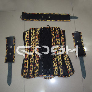 Fabricante de Corsé con Estampado de Leopardo, Gargantilla y Correas para las Muñecas - Product Image 4