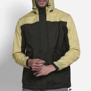 Chaqueta de lluvia deportiva para hombres con paneles de ventilación de cierre de cremallera y tela de tacto suave Gran ropa de abrigo Elige entre los estilos de chaquetas para hombres - Product Image 1