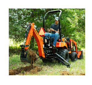 Precio barato Badboy Compact 10 Series Tractor a la venta Máquina potente y compacta para varios trabajos agrícolas - Product Image 5