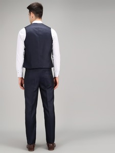 ชุดสูทผู้ชายสีน้ำเงินกรมท่าคุณภาพสูง 5 ชิ้น สำหรับงานแต่งงาน ธุรกิจ และโอกาสทางการ มีจำหน่ายสำหรับราคาส่งออกจากอินเดีย - Product Image 4