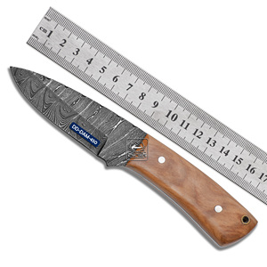 Cuchillo de caza personalizable hecho a mano, hoja de acero de Damasco, vaina de cuero en relieve de madera de olivo OEM, logotipo grabado con láser, hoja de acero, OEM, 2017 - Product Image 3