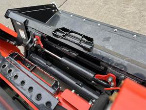 2025 Kubota SVL75-3 TRACK Loader ขนาดกะทัดรัด-พลังขรุขระ, การควบคุมที่ราบรื่น, และความสะดวกสบายของผู้ใช้งาน - Product Image 3