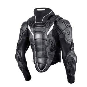 Vestes de sécurité pour moto conçues pour fournir une couverture toutes saisons pour les motocyclistes - Product Image 4