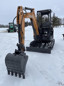 Miniexcavadora CASE CX26C Nueva y Usada en Buen Estado con Motor, Bomba y Rodamientos - 2500 kg, 4001-6000 Horas - Product Image 2