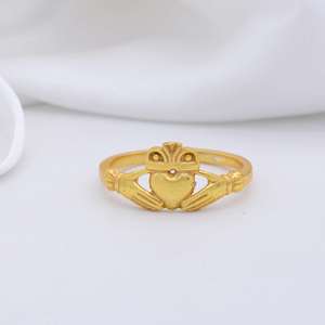 À la mode en gros de haute qualité véritable personnalisé celtique Claddagh Design attrayant anneau pour les femmes concepteur de bijoux à la mode - Product Image 5