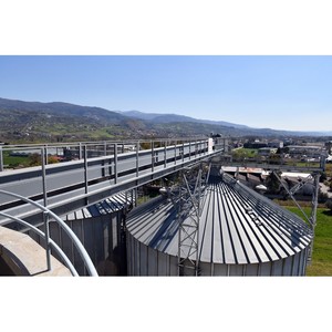 แป้งอิตาเลียน00 100% ที่ผลิตจากเมล็ดอ่อนเหมาะสำหรับขนมปังก้อนขนมปังโรลสปันจ์เค้กพิซซ่าพาสต้าสีดำ - Product Image 4