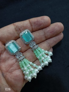 Nuevos pendientes de diamantes completos a la moda, pendientes indios y americanos, accesorios de fiesta llamativos a la moda para mujer, pendientes para mujer - Product Image 3