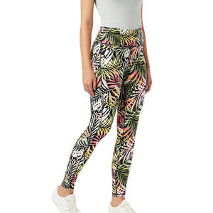 กางเกงเลกกิ้งสตรีผ้าไร้รอยต่อสไตล์ใหม่สีพื้นสำหรับฤดูร้อน100% - Product Image 5