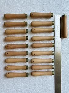 ด้ามจับไม้สั่งทำเหมาะสำหรับนักออกแบบและผู้ผลิตเครื่องมือทำสวนเหมาะสำหรับขายต่อและมีการแกะสลักโลโก้ - Product Image 3